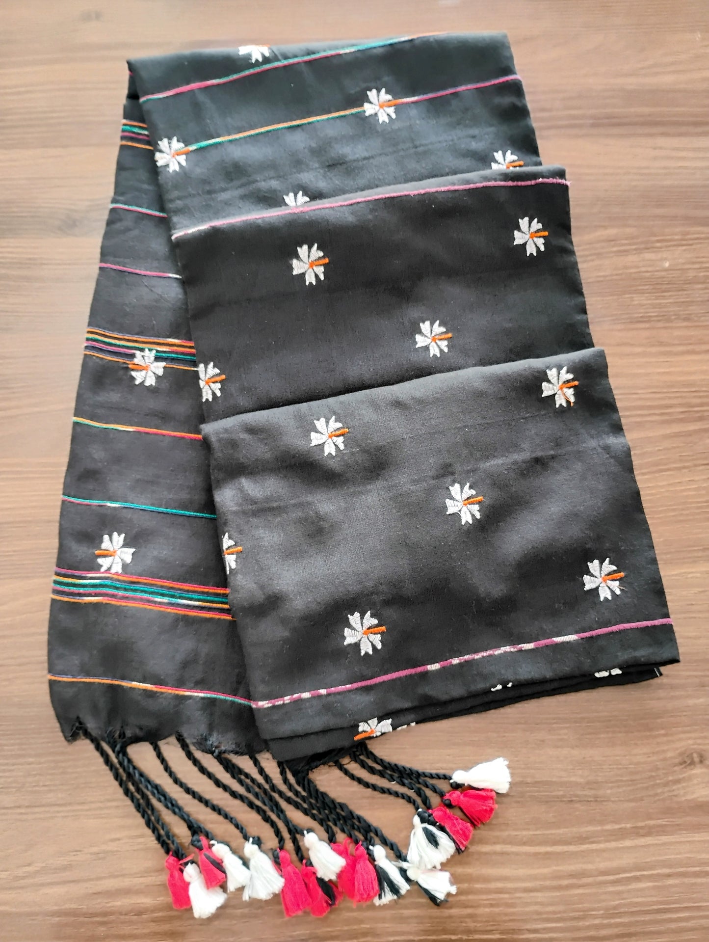Cotton Mul Mul Black with Floral patterns Saree