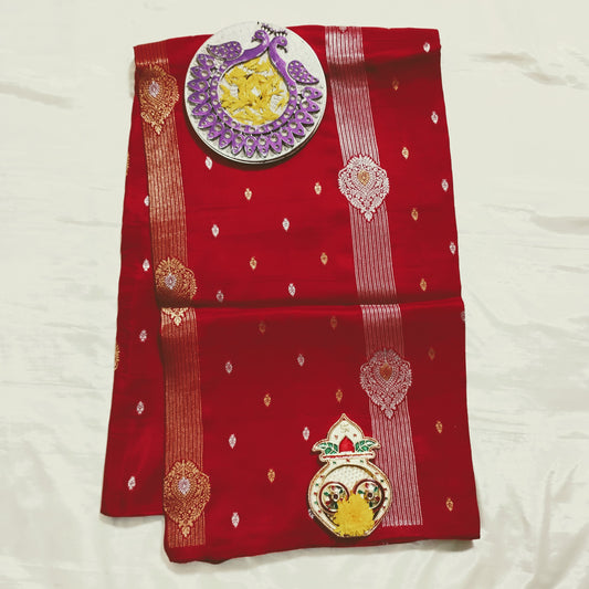 Semi Silk Red-Green patterned Saree